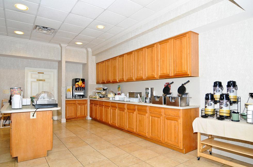 קאמפ ספרינגס Quality Inn Near Joint Base Andrews-Washington Area מראה חיצוני תמונה